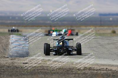 media/Oct-26-2025-CalClub SCCA (Sun) [[8ce1e69566]]/Group 3/Grapevine/